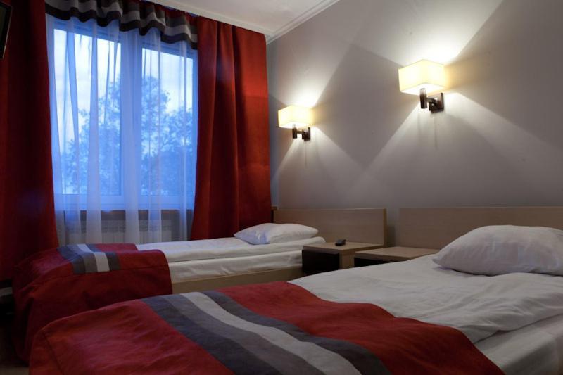 Hotel Dodo Biłgoraj Habitación foto